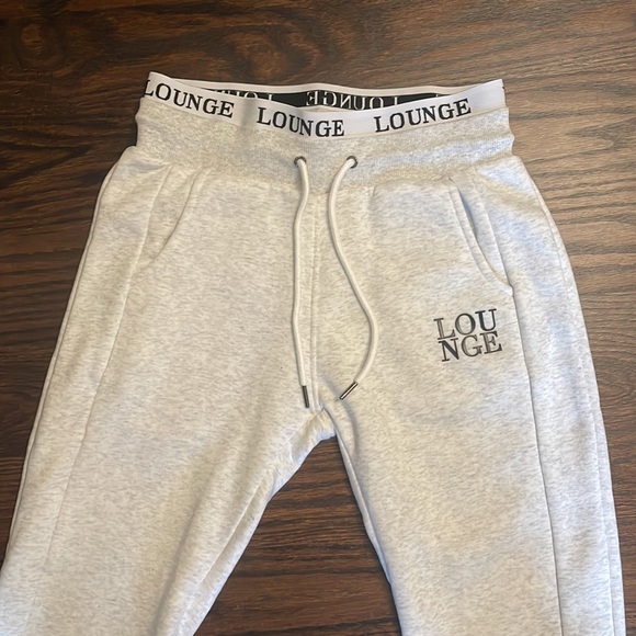 LOUNGE - Fitted Joggers - Picture 2 of 3